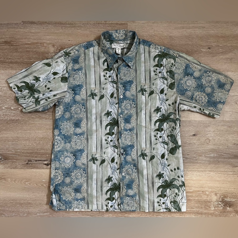 Tori Richard Shirt